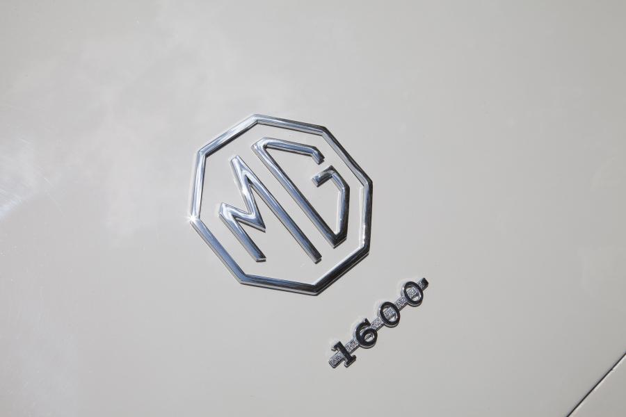  MGA 1600 Mk I Roadster 1960 года  (фото 10 из 17)